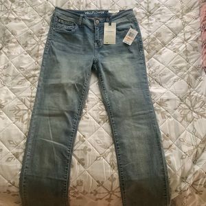 wallflower bootcut jeans medium wash size 28/7